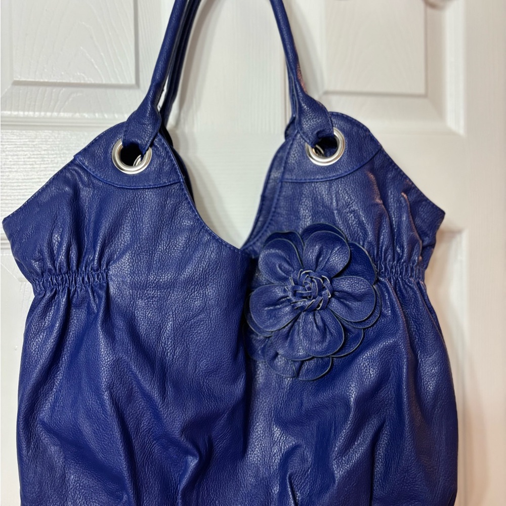 Chic Royal Blue Leather Shoulder Bag